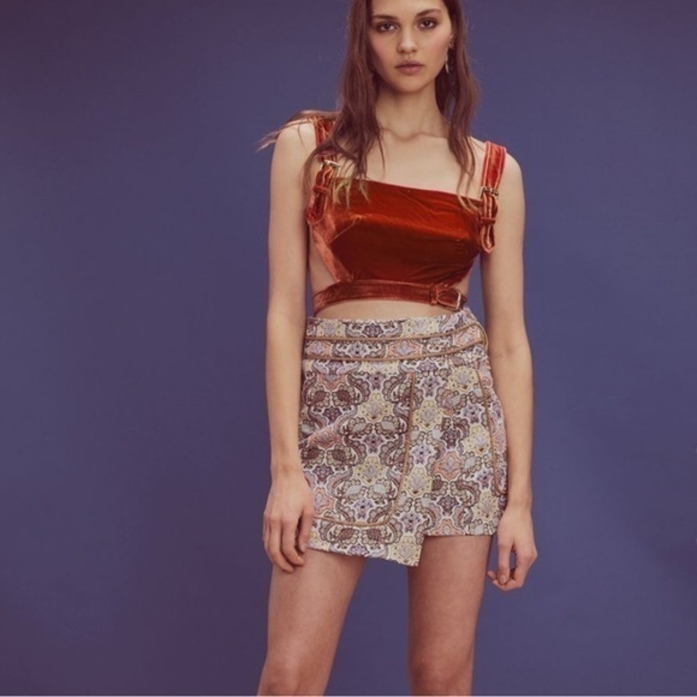 For Love & Lemons Brocade Tapestry Mini Skirt Ivory Floral Color Size Medium